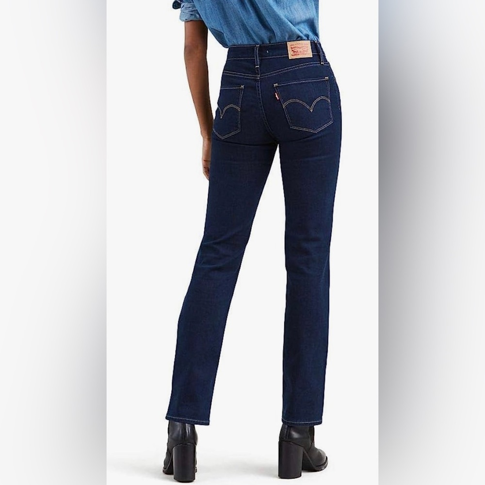 Levi’s 724 High Rise Straight Sz 28